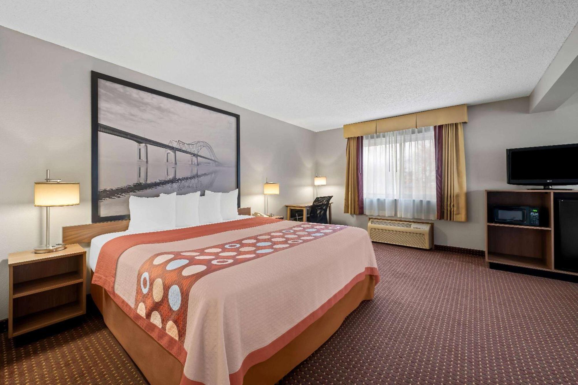 Super 8 By Wyndham Waverly Eksteriør billede
